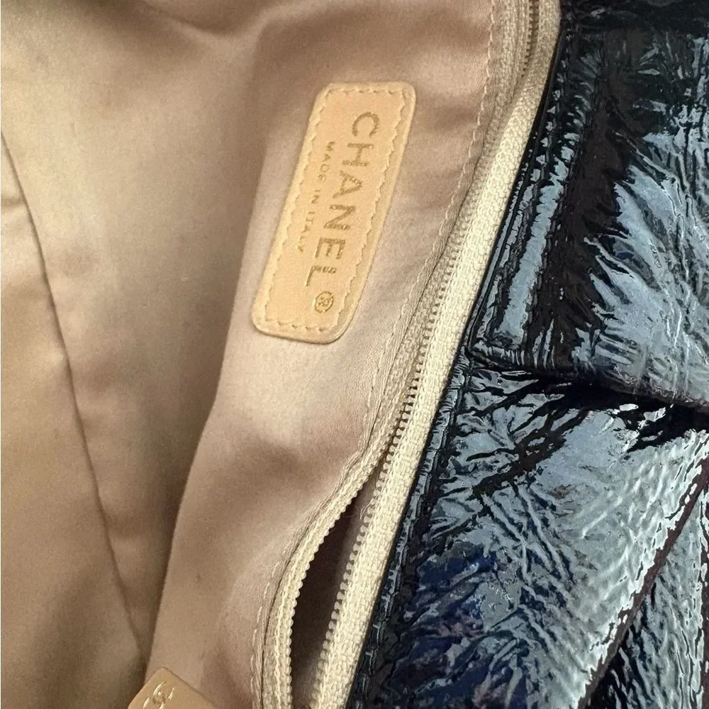 Chanel Black Shoulder Bag with Gold Chain, Excellent Condition